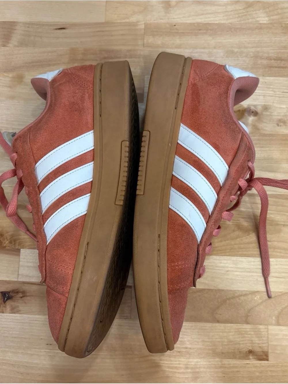 adidas Grand Court Alpha Coral/White Suede Gum Sole Sneakers Mens 10